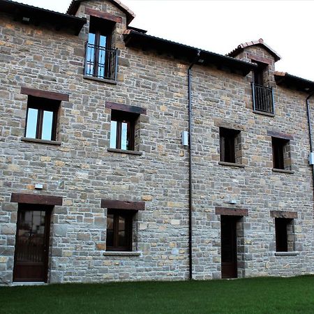 منزل الضيف Yebra de Basa  في Casa Perez المظهر الخارجي الصورة