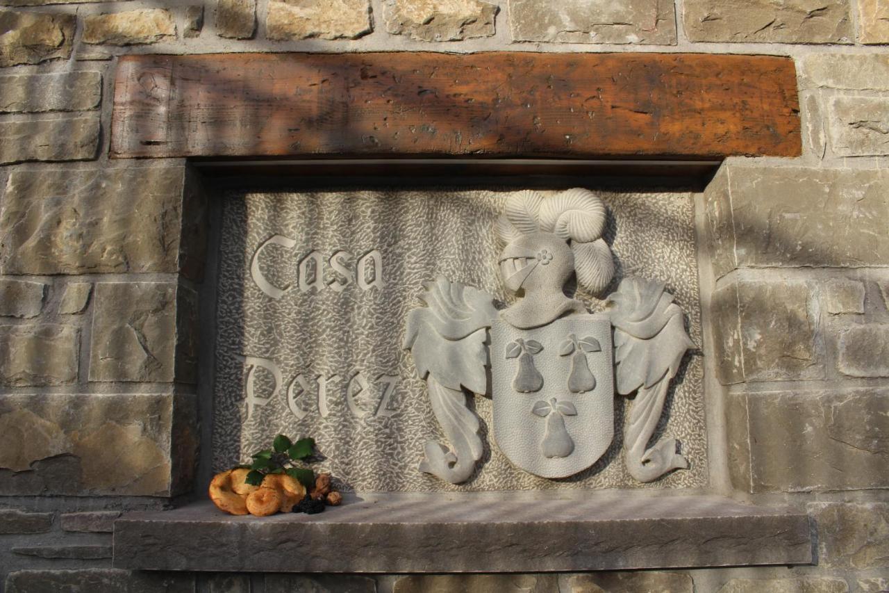 منزل الضيف Yebra de Basa  في Casa Perez المظهر الخارجي الصورة